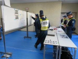 警察現地指揮本部における調整（習志野市会場）