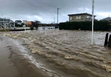 道路が冠水している画像