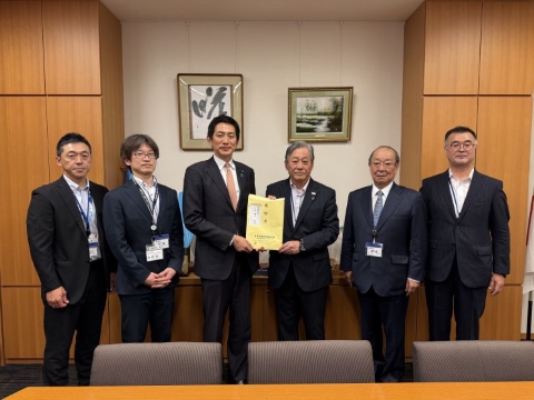 小林鷹之衆議院議員へ要望