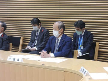 全国都道府県議会議長会総会に出席する佐野議長