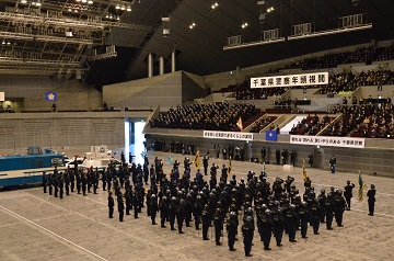 幕張メッセイベントホールにて挙行された令和6年千葉県警察年頭視閲の様子