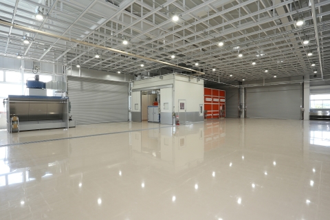 新実習室内　塗装科