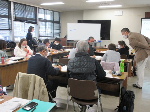 支援ボランティア向け講義の様子