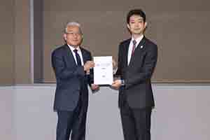 市原市長の訪問の様子