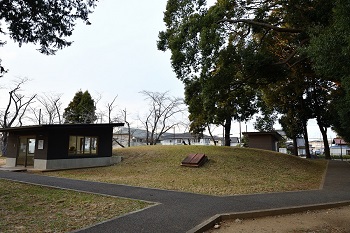 旧下総御料牧場(三里塚記念公園)防空壕の画像