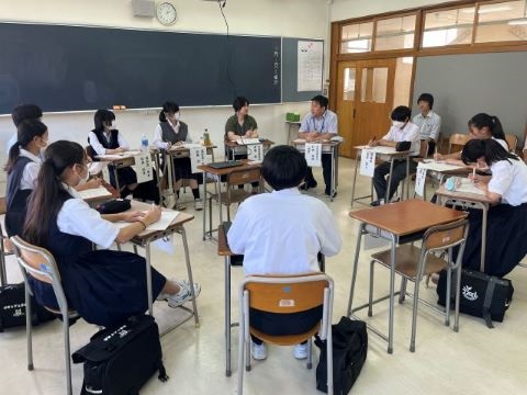 グループ別l協議の様子
