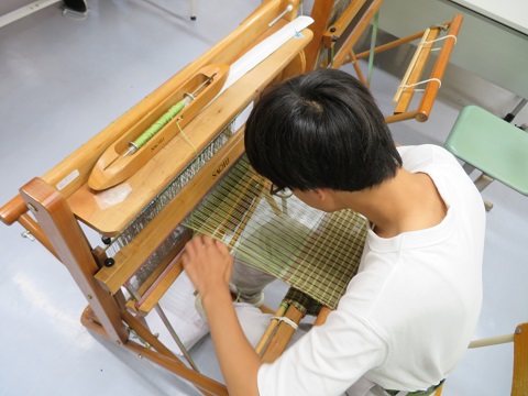 令和6年千葉聾カードケース作成風景の画像