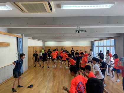 中村選手による基礎運動2